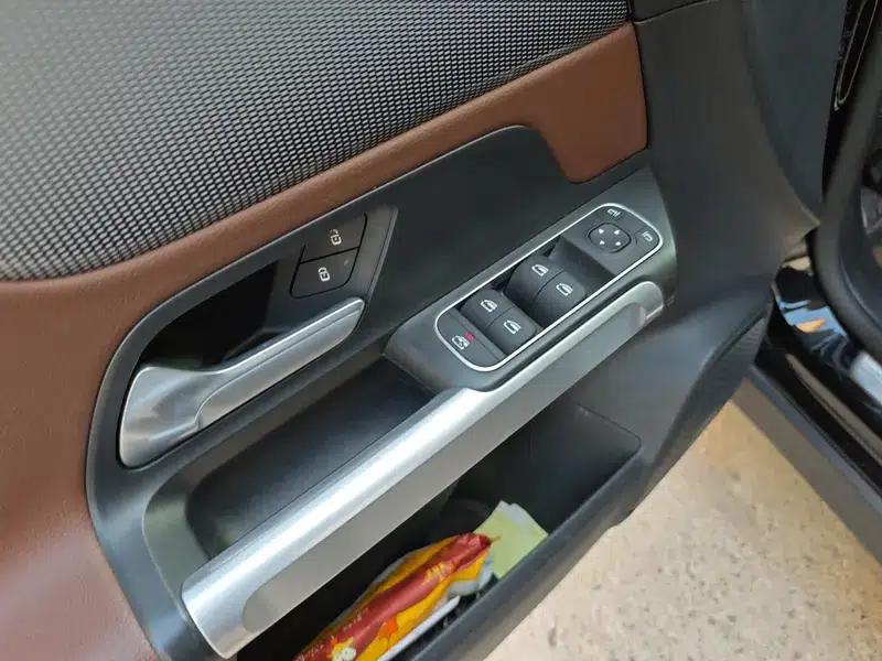 Mercedes-Benz GLB 2022 Facelift GLB 200 Dynamic — миниатюра 16