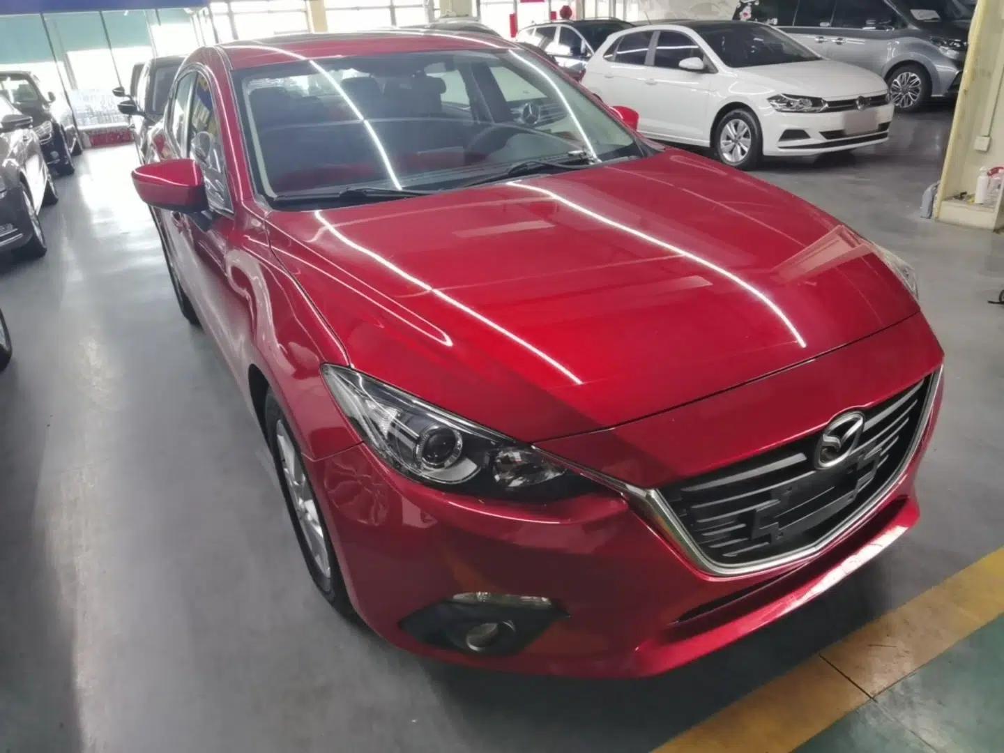 Mazda 3 Axela 2016 Sedan 1.5L Automatic Luxury Model — миниатюра 3