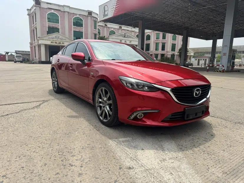 Mazda Atenza 2018 2.5L Skyactiv Sport Version China V Standard — миниатюра 3