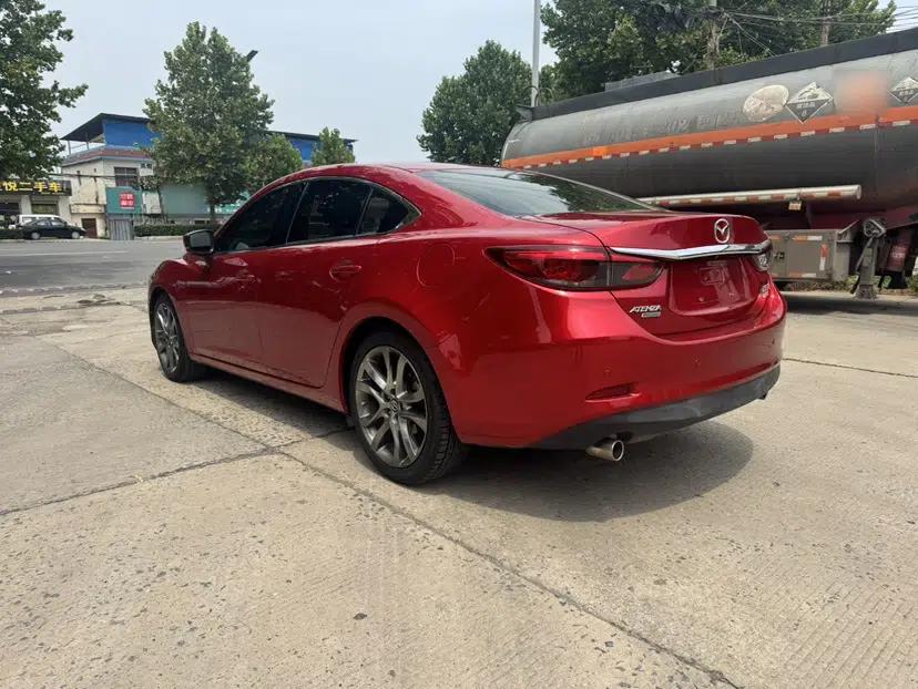 Mazda Atenza 2018 2.5L Skyactiv Sport Version China V Standard — миниатюра 4