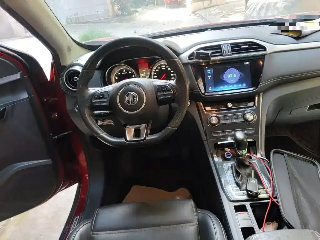 2017 GS 30T Automatic Premium Edition — миниатюра 6