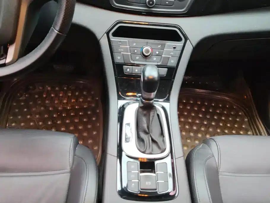 2015 GS 2.0TGI TST Luxury Edition — миниатюра 16