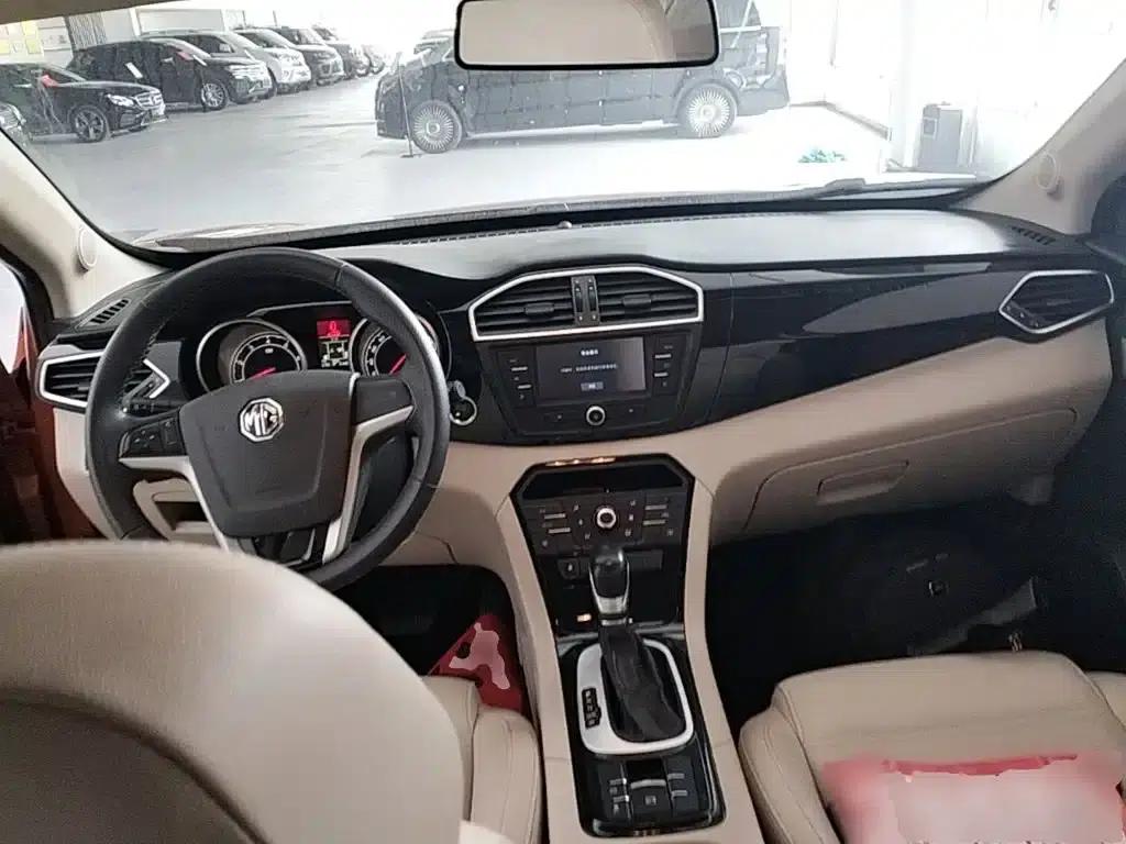 2015 GS 1.5TGI TST Luxury Edition — миниатюра 10