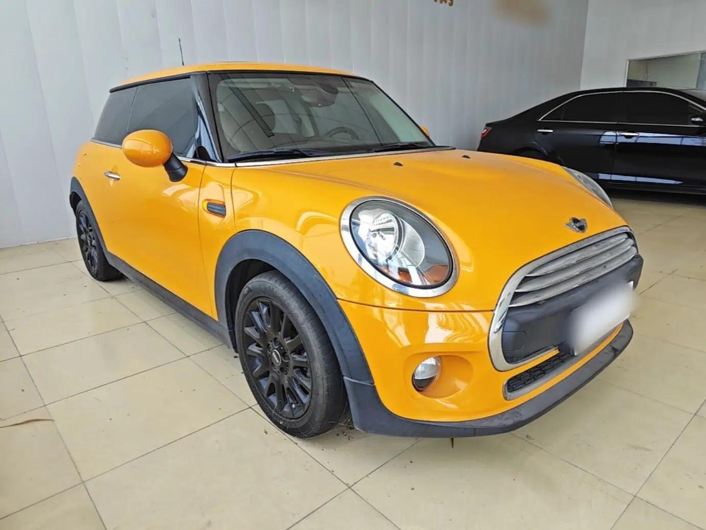 MINI 2016 1.2T ONE Pioneer Edition — миниатюра 3