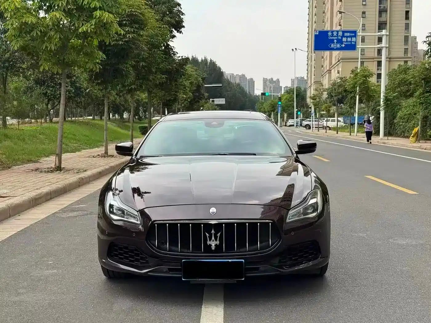 2018 Quattroporte 3.0T Luxury Edition — миниатюра 1