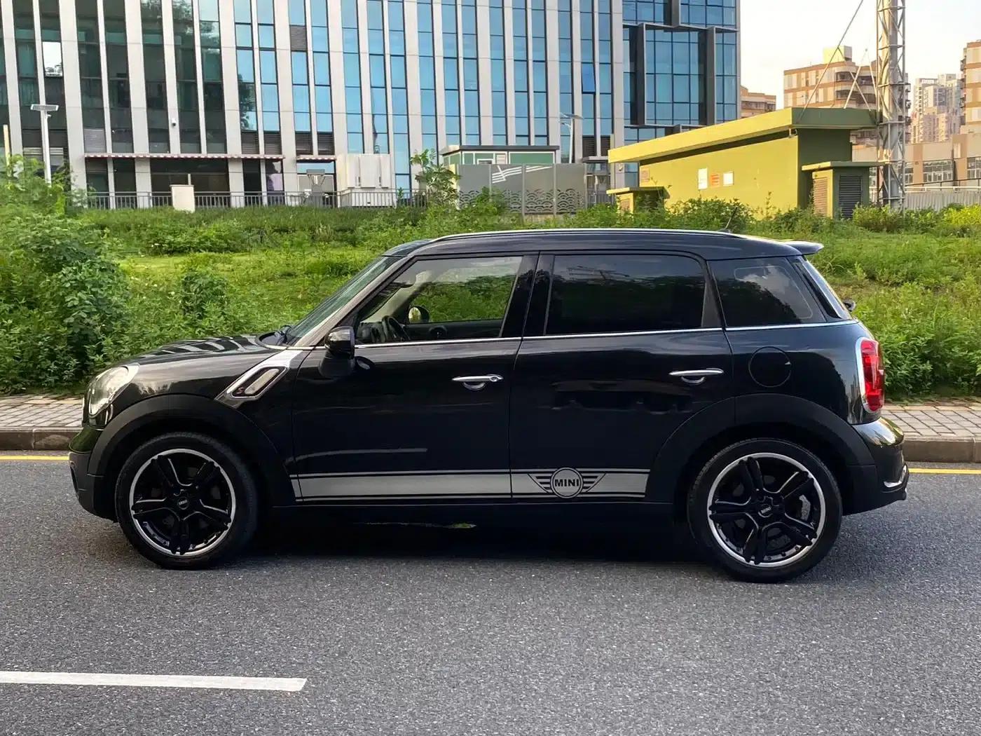 MINI COUNTRYMAN 2011 1.6T COOPER S ALL4 — миниатюра 17