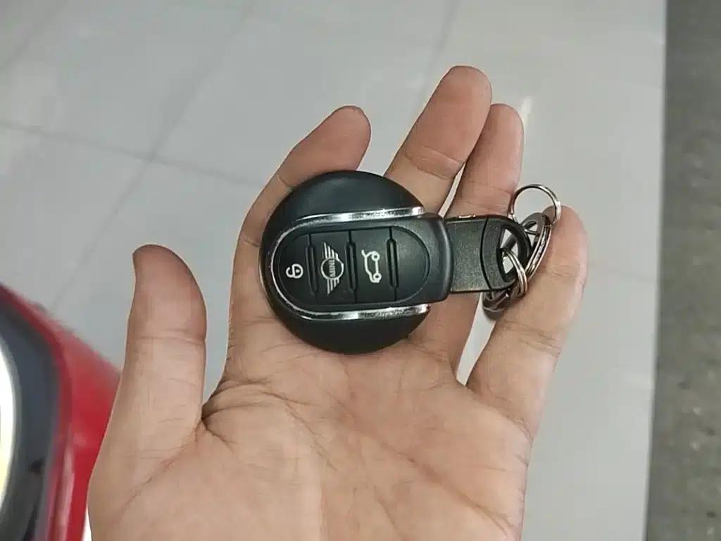 2018 MINI COUNTRYMAN 1.5T COOPER ALL4 Artist — миниатюра 9
