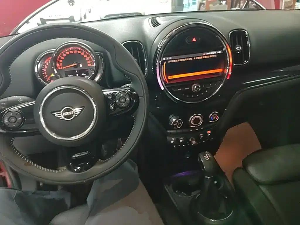 2018 MINI COUNTRYMAN 1.5T COOPER ALL4 Artist — миниатюра 10