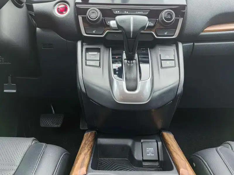 Honda CR-V 2017 240TURBO CVT 4WD Luxury Edition — миниатюра 17