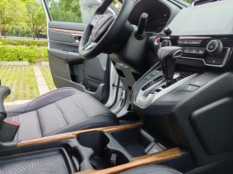 Honda CR-V 2017 240TURBO CVT 4WD Luxury Edition — миниатюра 10