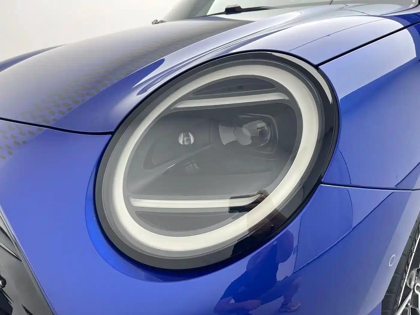 2024 Electric MINI Cooper SE Racer (452km) — миниатюра 11