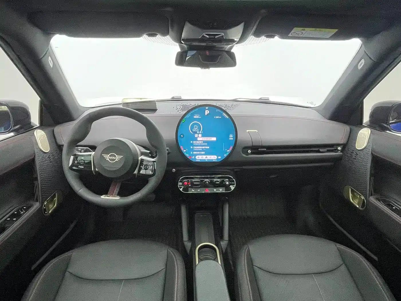 2024 Electric MINI Cooper SE Racer (452km) — миниатюра 13