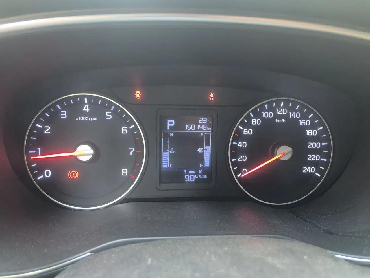 Kia KX3 2015 1.6L Automatic Two-Wheel Drive DLX — миниатюра 12