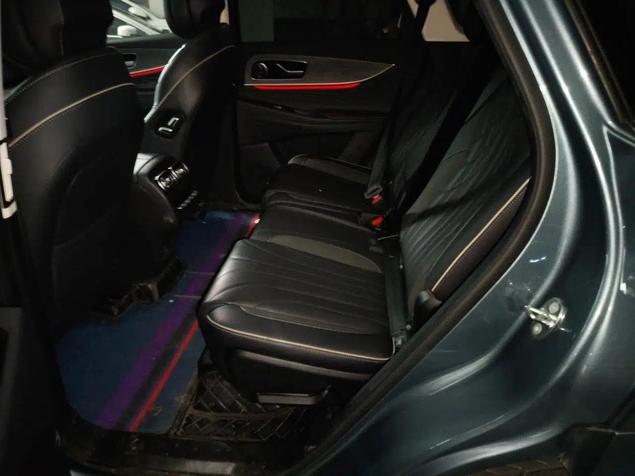 Chery Tiggo 9 2023 2.0T Dual-Clutch Two-Wheel Drive Luxury Edition 5 Seats — миниатюра 14