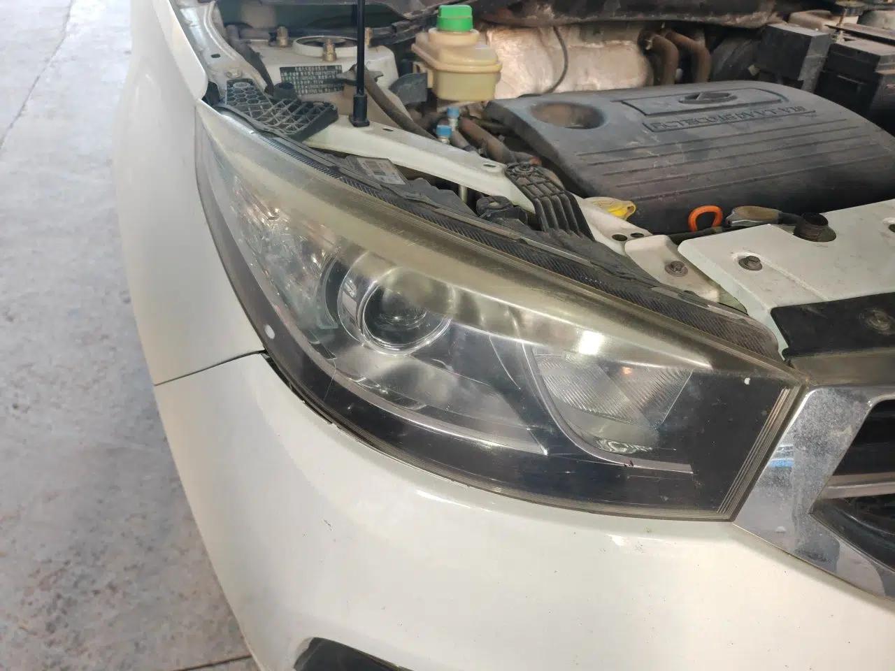 Chery Tiggo 3 2015 1.6L CVT ZhiShang Sport Edition — миниатюра 7
