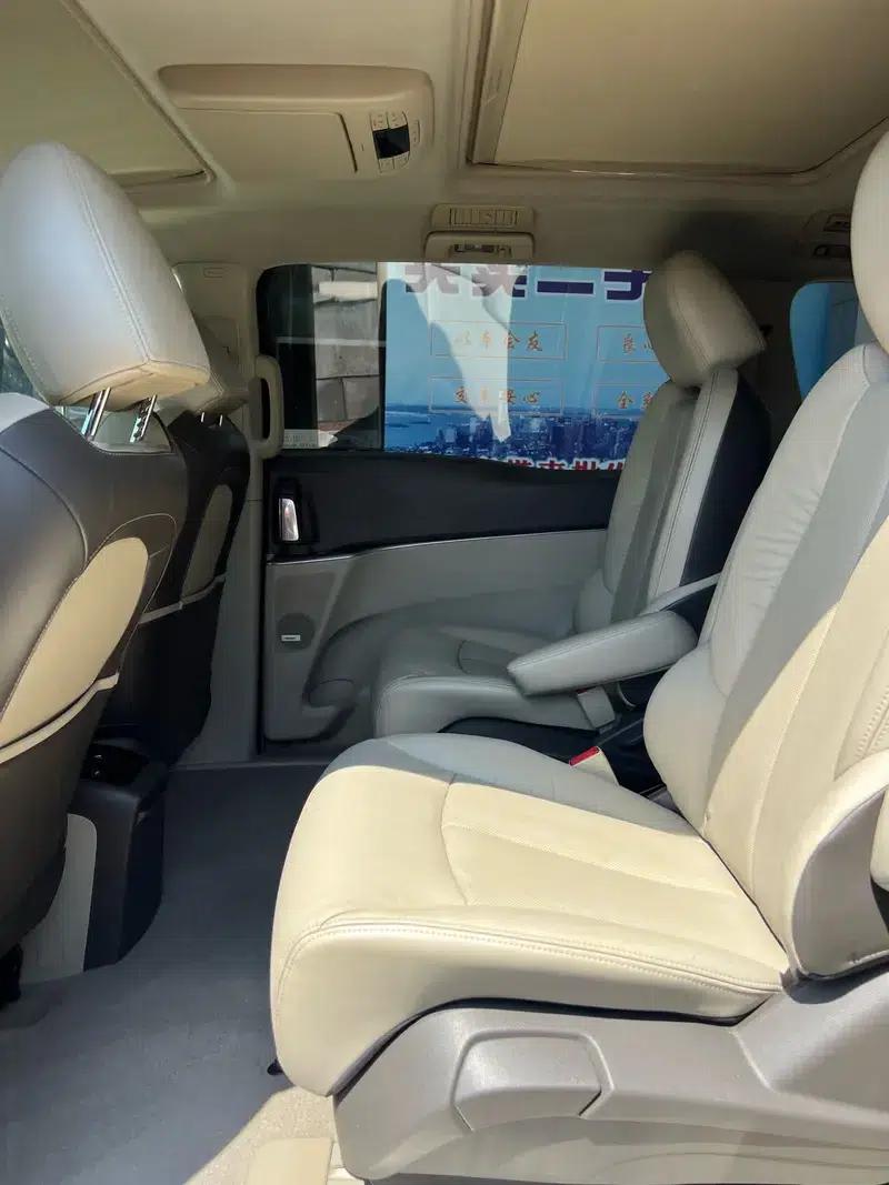 Buick GL8 2011 3.0L XT Luxury Business Flagship Edition — миниатюра 10