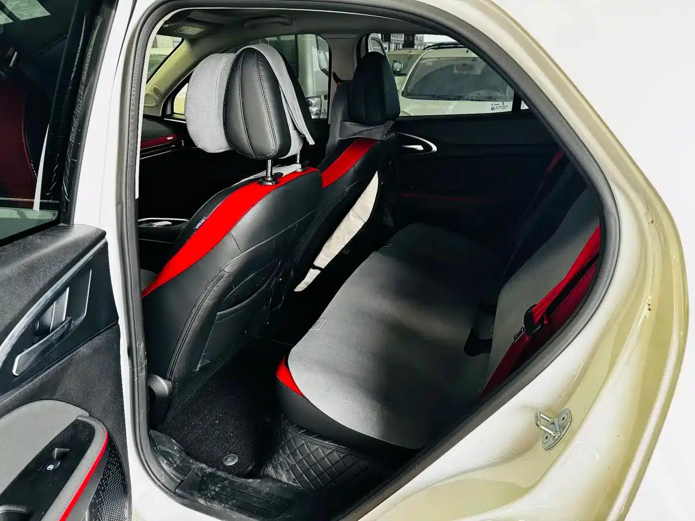 ORA Good Cat GT 2025 Magnolia Edition 430km Luxury — миниатюра 3