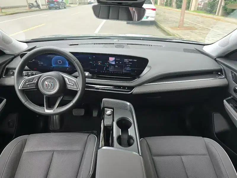 Buick E5 2023 Premium Long Range Edition — миниатюра 7