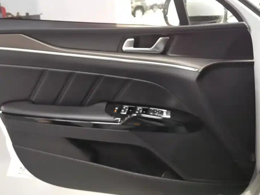 Kia K5 2020 270T CVVD Luxury Technology Edition — миниатюра 7