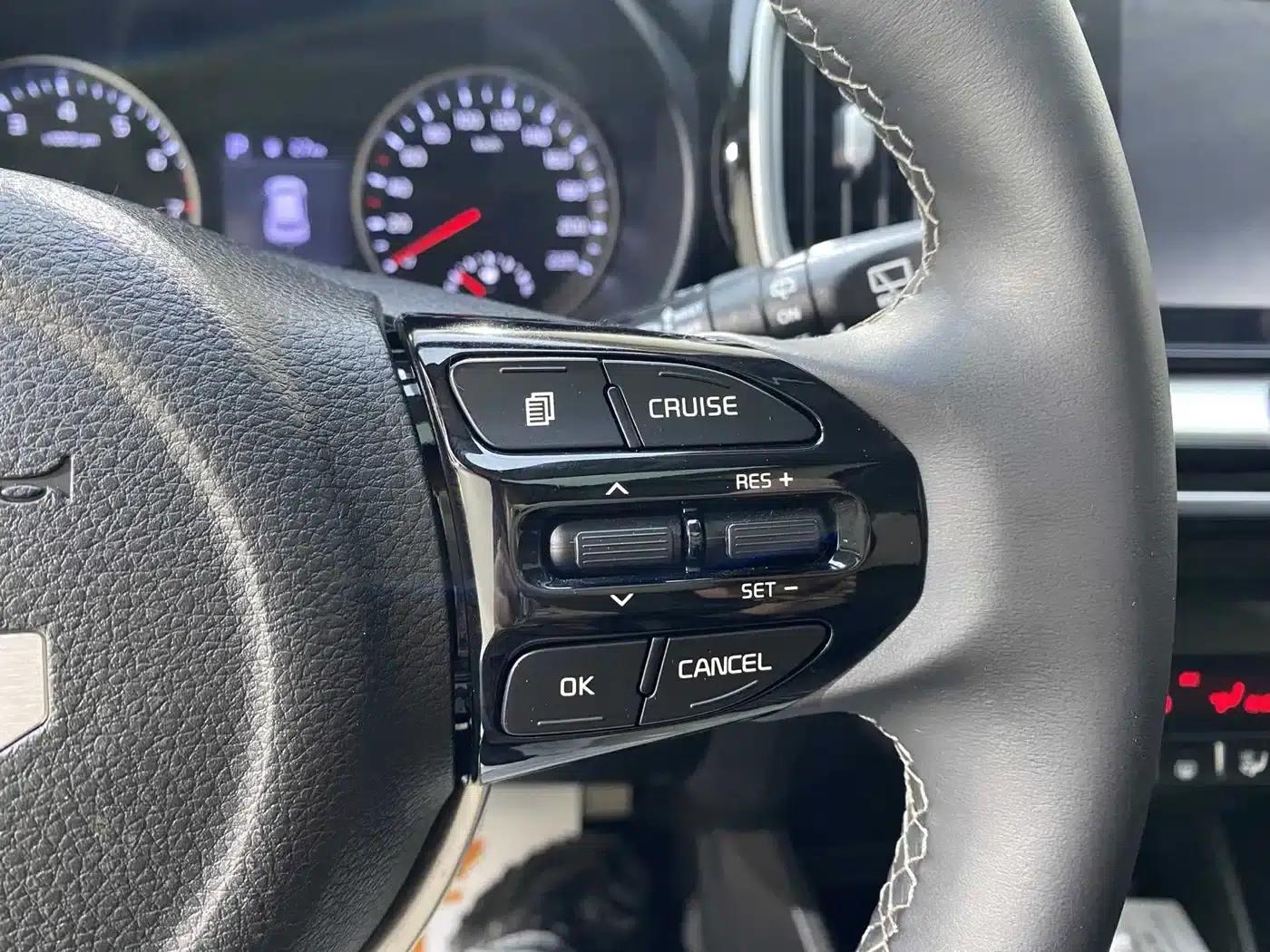 Kia K3 2021 1.4L CVT Enjoy Sunroof Edition — миниатюра 10