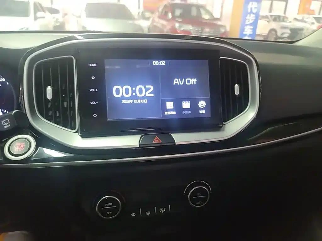 Kia K3 2021 1.4L CVT Enjoy Sunroof Edition — миниатюра 13