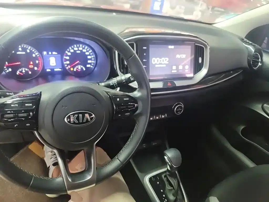 Kia K3 2021 1.4L CVT Enjoy Sunroof Edition — миниатюра 10