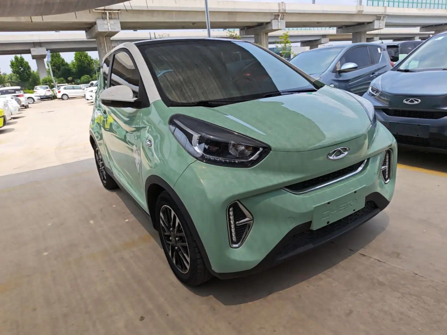 Chery QQ Little Ant 2022 Sweet Pink Edition Half-Sugar Version 3-Cell Lithium 30kW 301km — миниатюра 3
