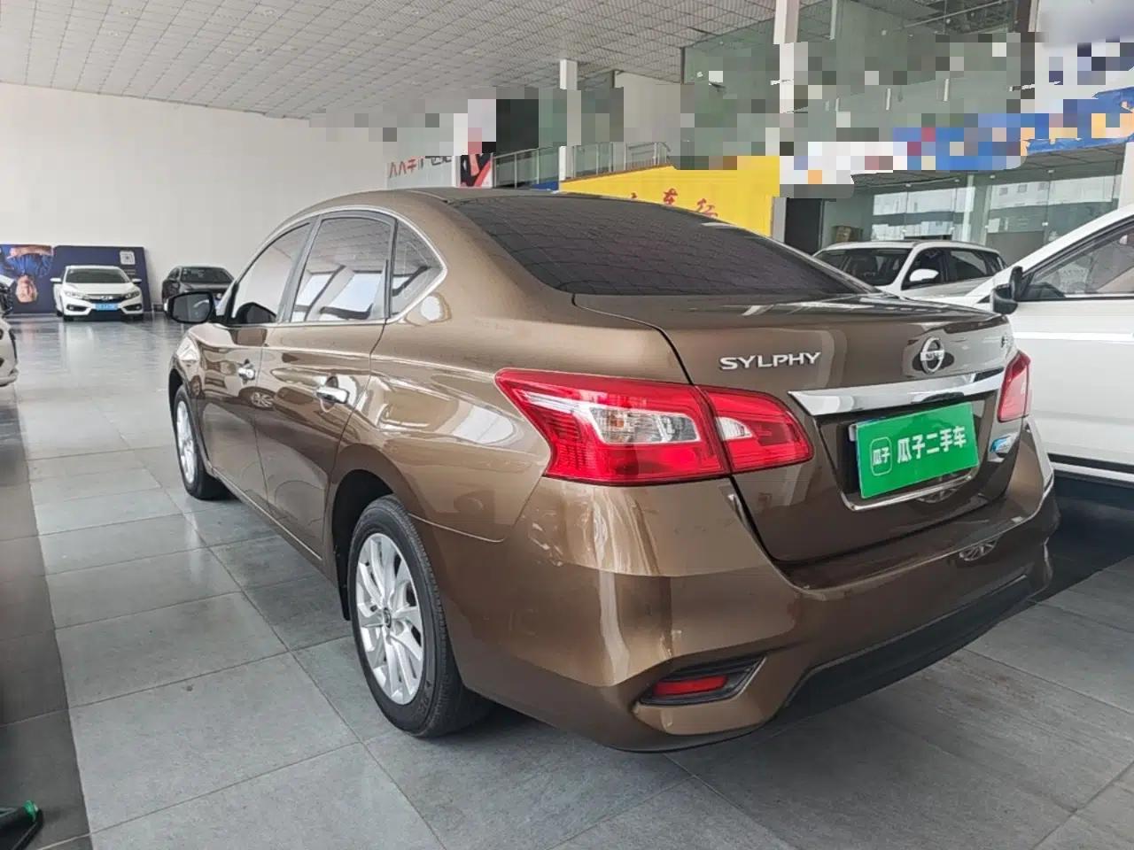 Nissan Sylphy 2016 1.6XV CVT ZhiZun Edition — миниатюра 4
