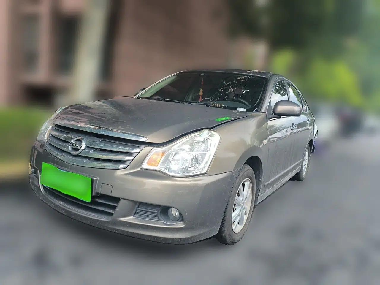 Nissan Sylphy 2018 Classic 1.6XE+ CVT Luxury Edition — миниатюра 1