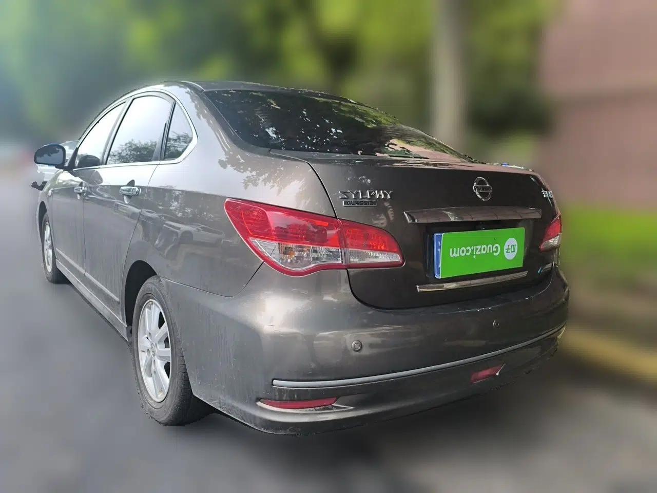Nissan Sylphy 2018 Classic 1.6XE+ CVT Luxury Edition — миниатюра 4