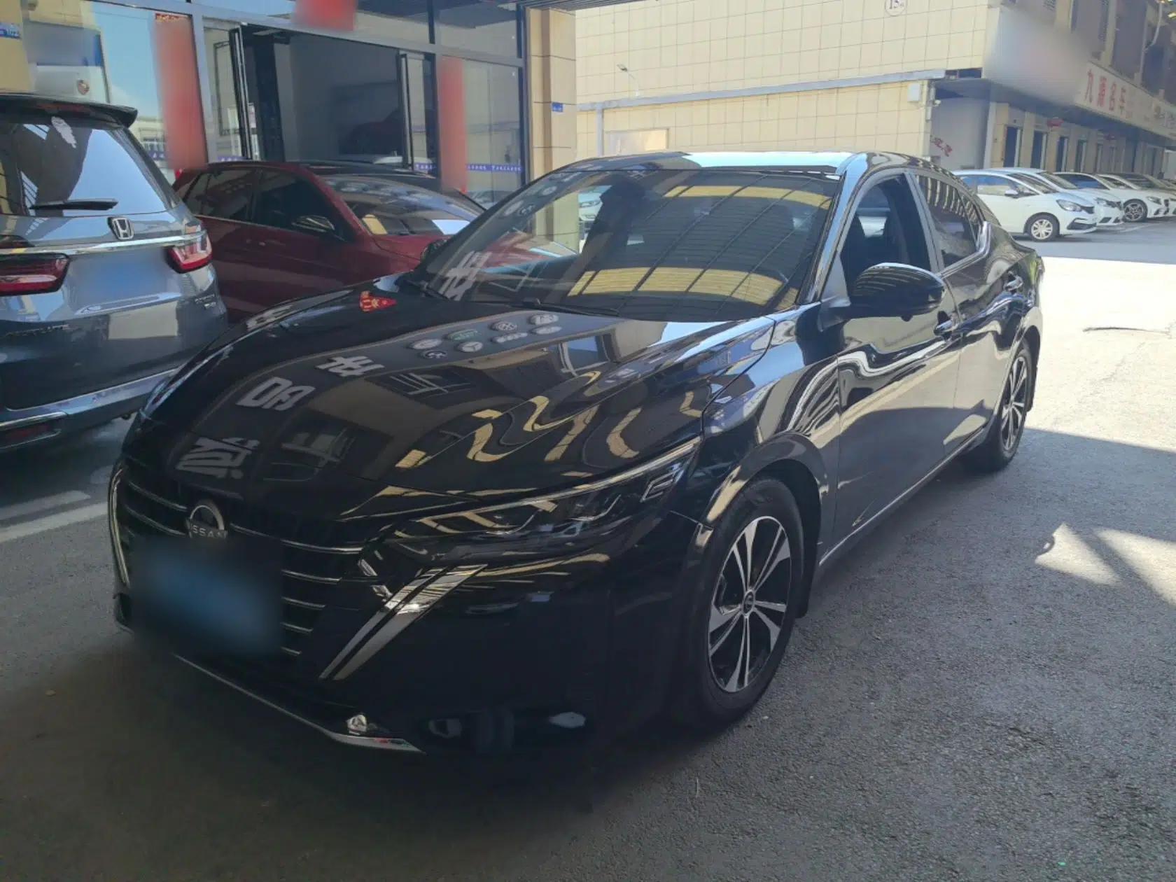 Nissan Sylphy 2023 1.6L CVT Enjoyment Edition — миниатюра 1