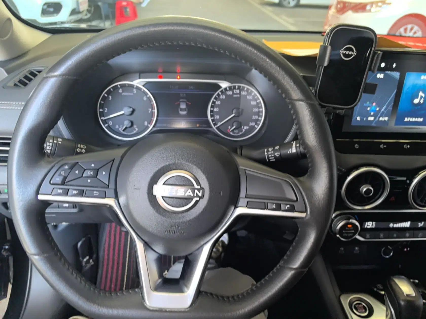 Nissan Sylphy 2023 1.6L CVT Enjoyment Edition — миниатюра 18