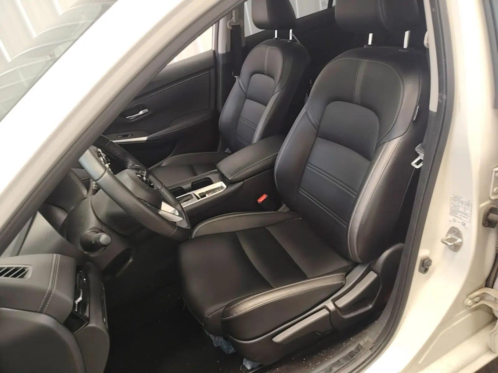 Nissan Sylphy 2022 1.6L XL CVT Enjoyment Edition — миниатюра 17