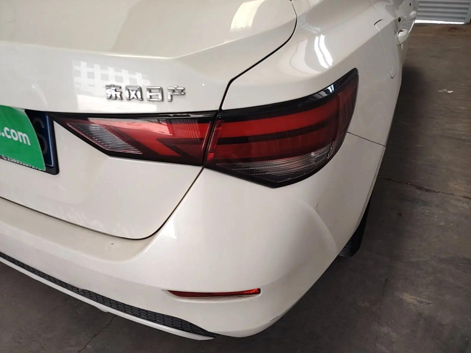 Nissan Sylphy 2022 1.6L XL CVT Enjoyment Edition — миниатюра 9