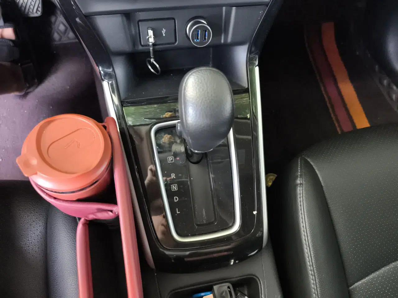 Nissan Sylphy 2022 Classic 1.6XL CVT Luxury Edition — миниатюра 14