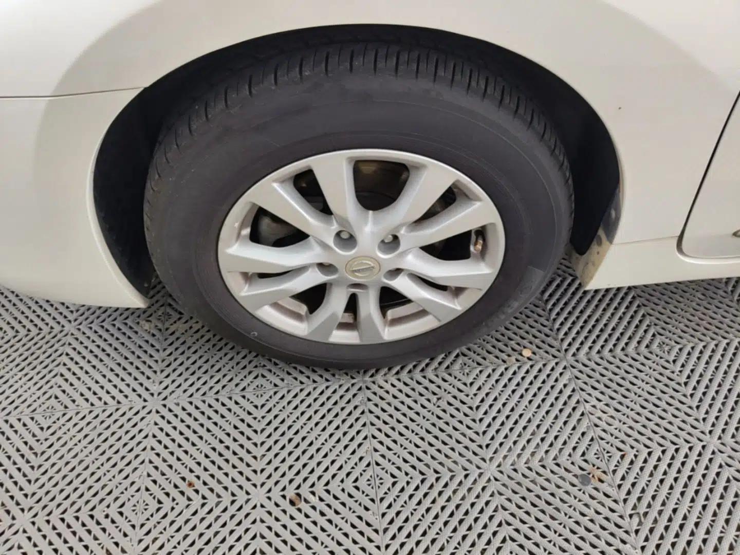 Nissan Teana 2013 2.5L XL Leading Edition — миниатюра 10