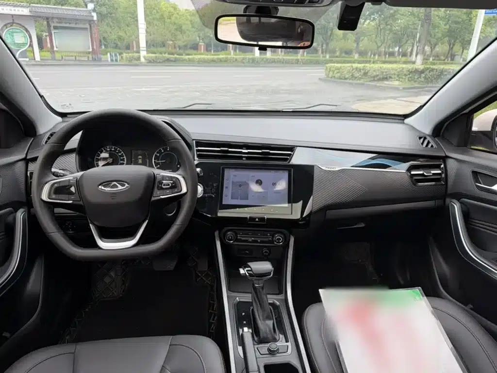 Chery Tiggo 3x 2023 1.5L CVT Fashion Edition — миниатюра 13