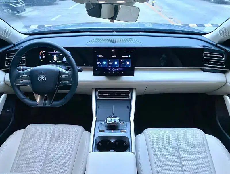 Qin L DM 2024 DM-i 80KM Leading Edition — миниатюра 7