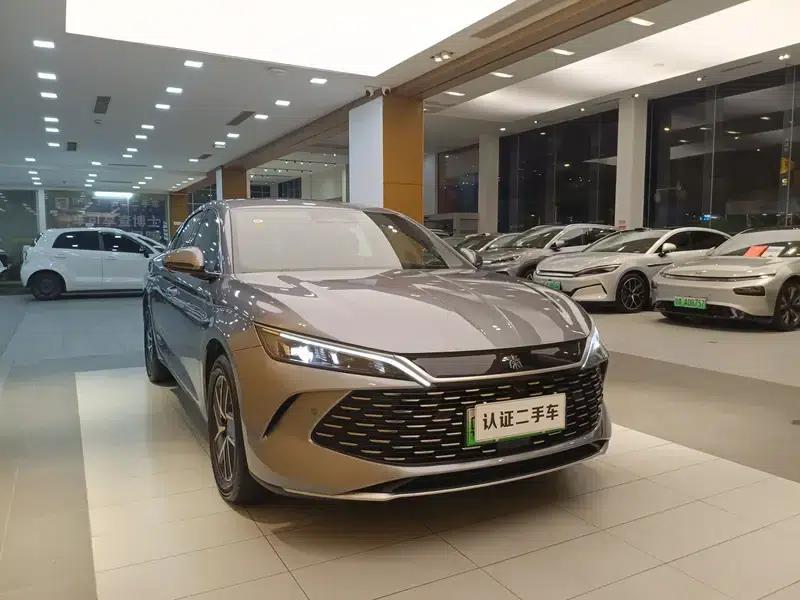 Qin L DM 2025 Smart Driving Edition DM-i 120KM Superior Model — миниатюра 3