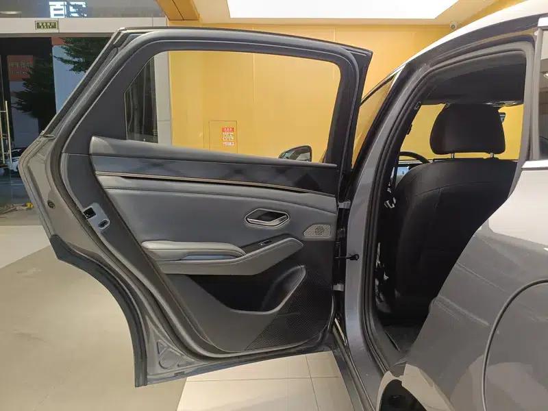Qin L DM 2025 Smart Driving Edition DM-i 120KM Superior Model — миниатюра 33