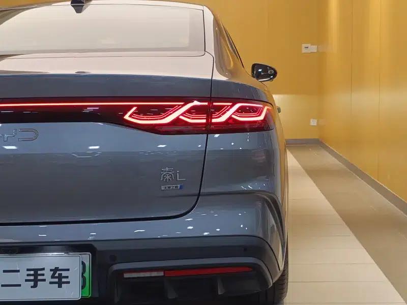Qin L DM 2025 Smart Driving Edition DM-i 120KM Superior Model — миниатюра 9