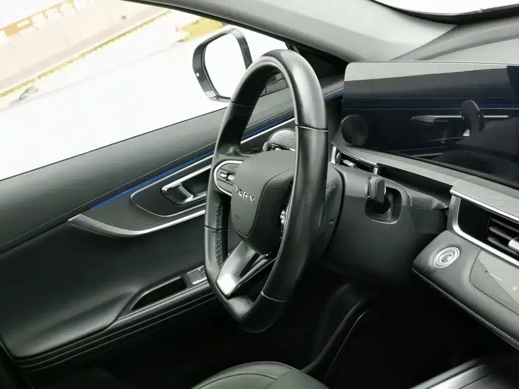 Chery Tiggo 8 PRO 2022 290T 2WD Sky Edition 7-Seater — миниатюра 22