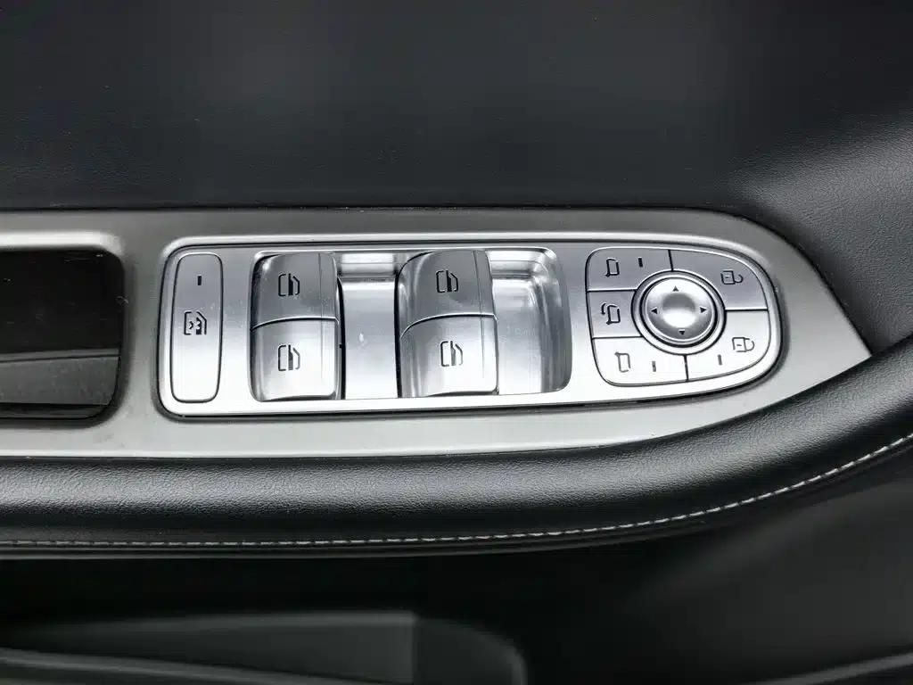 Chery Tiggo 8 PRO 2022 290T 2WD Sky Edition 7-Seater — миниатюра 9