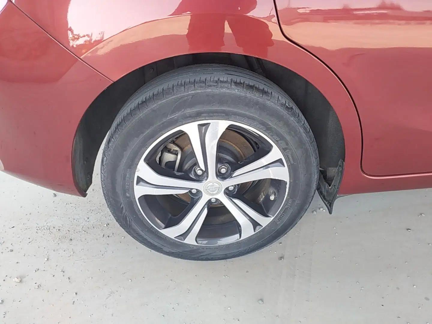 Nissan Tiida 2016 1.6L CVT Smart Drive Edition — миниатюра 11