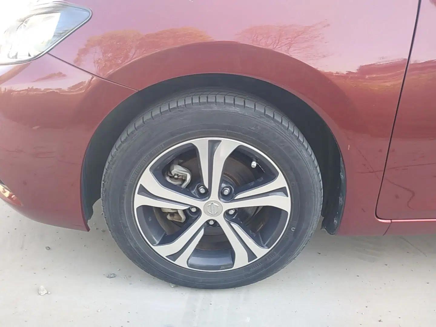 Nissan Tiida 2016 1.6L CVT Smart Drive Edition — миниатюра 10