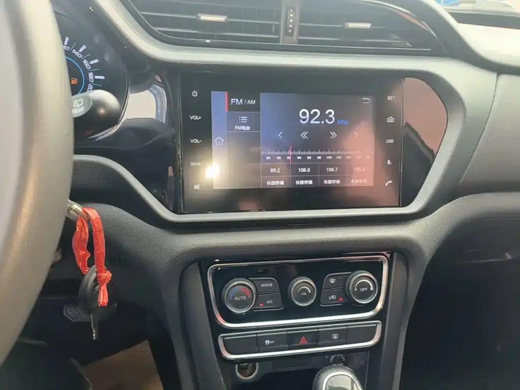 Chery Tiggo 3 2016 1.6L CVT Smart Edition — миниатюра 13