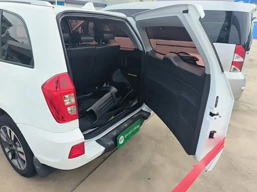 Chery Tiggo 3 2016 1.6L CVT Smart Edition — миниатюра 19