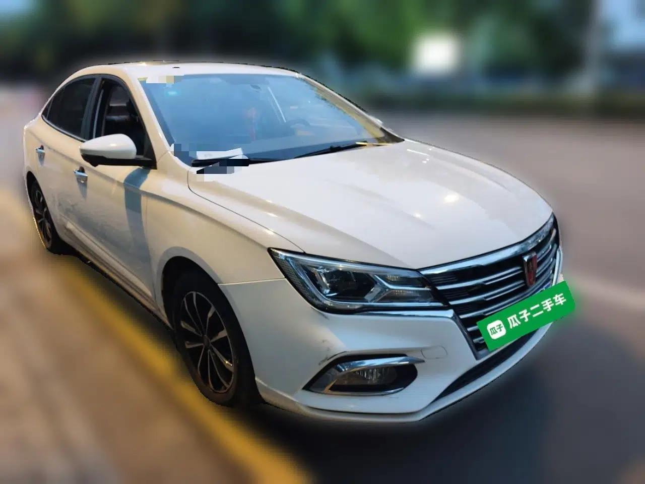 Roewe i5 2020 1.5L Automatic 4G Connect Luxury Flagship Edition — миниатюра 3