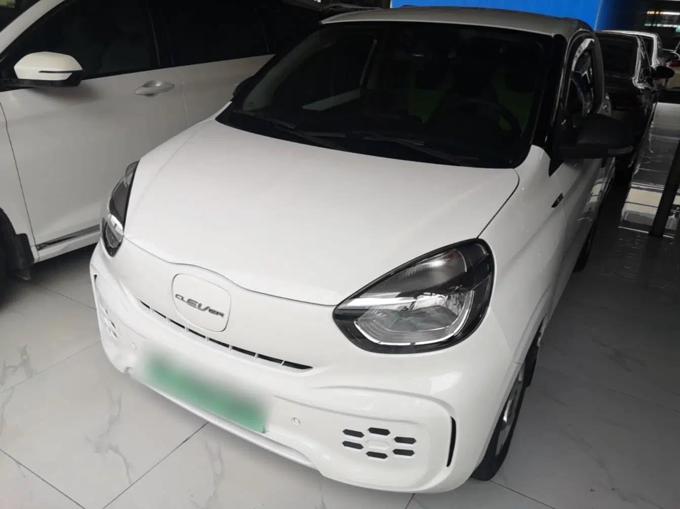Roewe Clever 2020 Urban Style Edition — миниатюра 1
