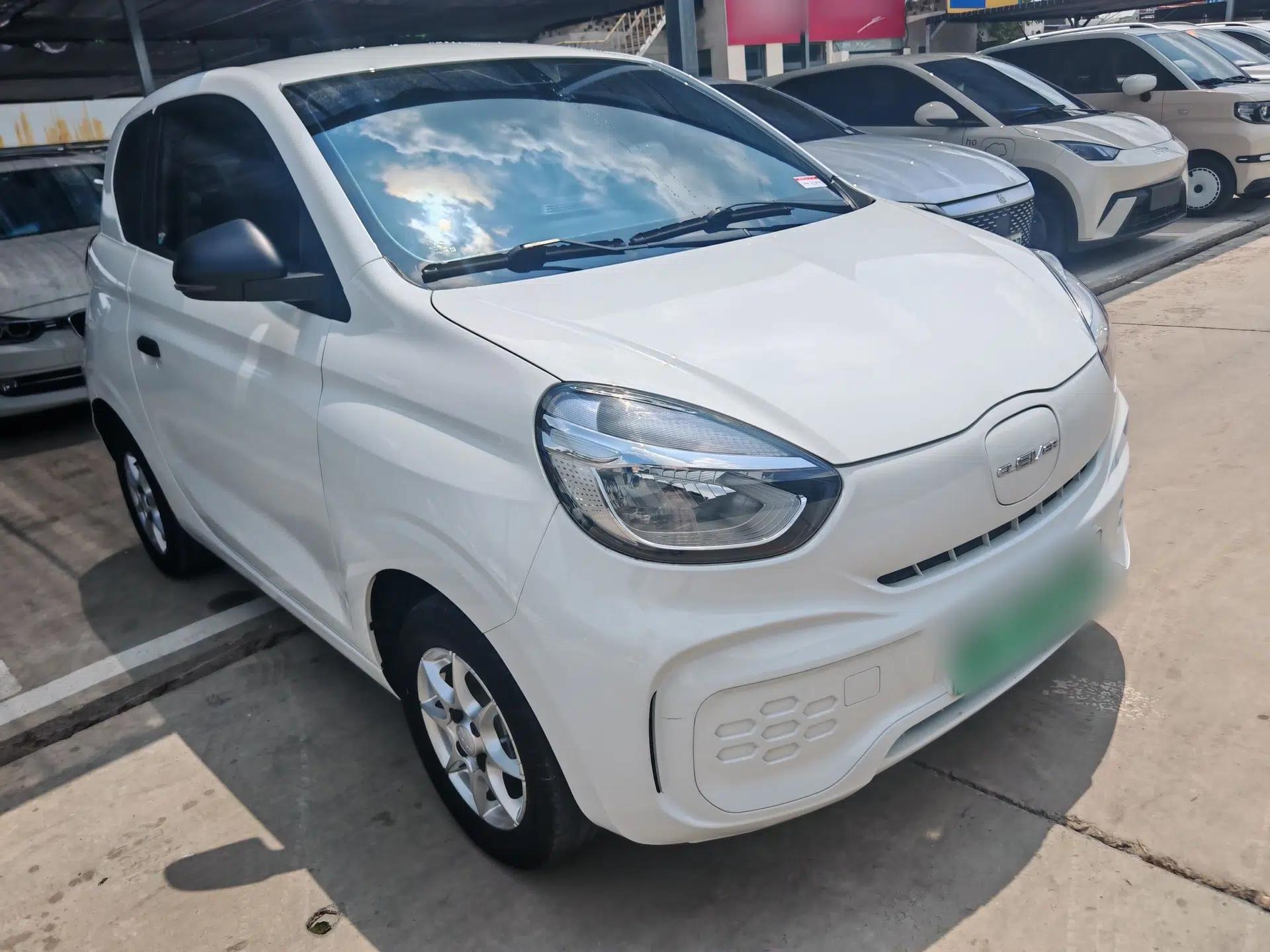 Roewe Clever 2022 311km QiQi BoBo Edition — миниатюра 3